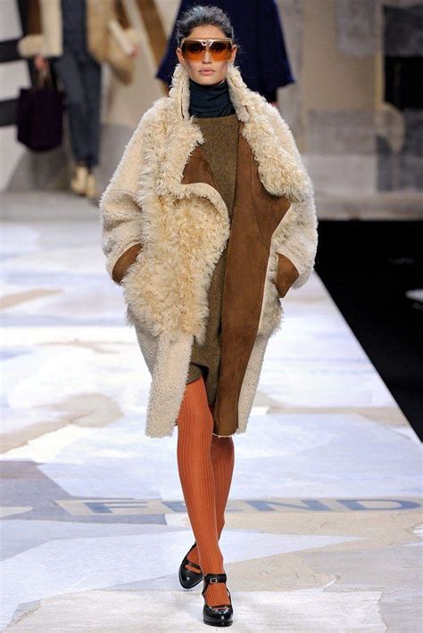 fendi fall 2011 ready-to-wear fashion show|Fendi Fall 2011 Runway .